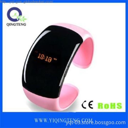 2013 Latest Bluetooth Bracelet Watch